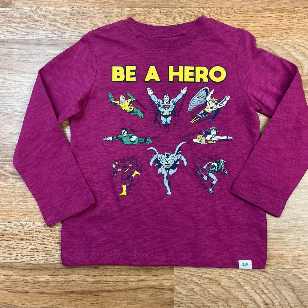 Gap Long Sleeve T-Shirt Super‎ Hero Boys Size 4 NEW